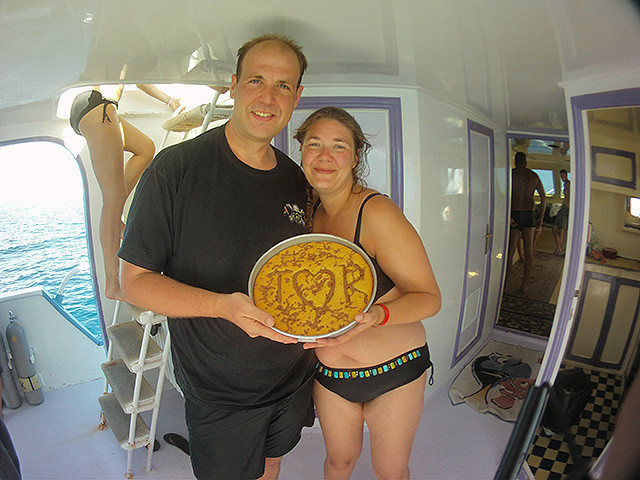 Taucher und Hochzeitstorte