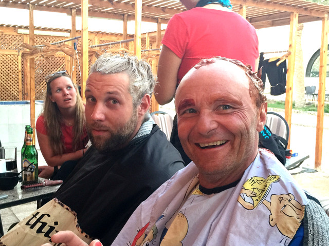 Haare werden gefärbt