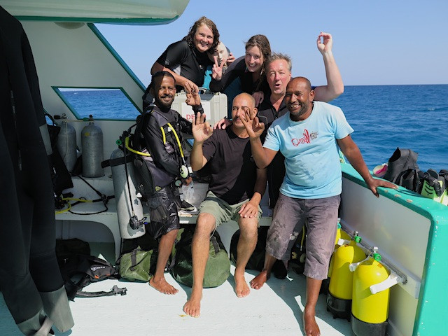 Taucher mit Besatzung