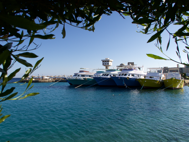 Blue Water Dive Resort